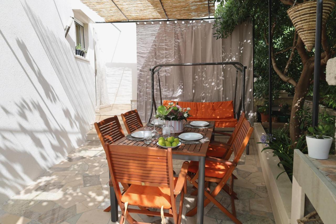 Holiday House Nono Sumartin Exterior photo